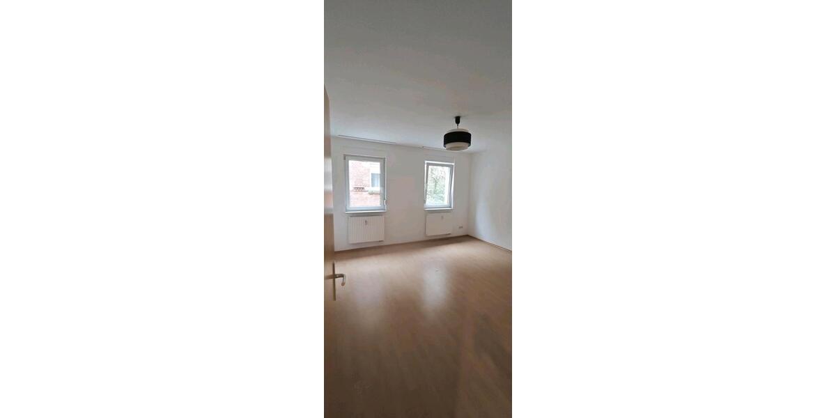 Etagenwohnung Stuttgart Stuttgart-Süd - 20 Zimmer, 80 m&sup2;, 580&euro; | Angebot:26663431