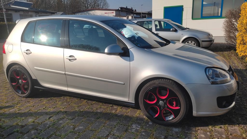 VW Golf 194.000 km 4.400 &euro; Mittelbrüden 71549