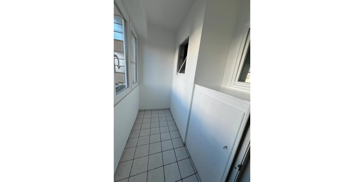 Erdgeschoßwohnung Stuttgart Stuttgart-West - 3 Zimmer, 77 m&sup2;, 1.400&euro; | Angebot:25408335