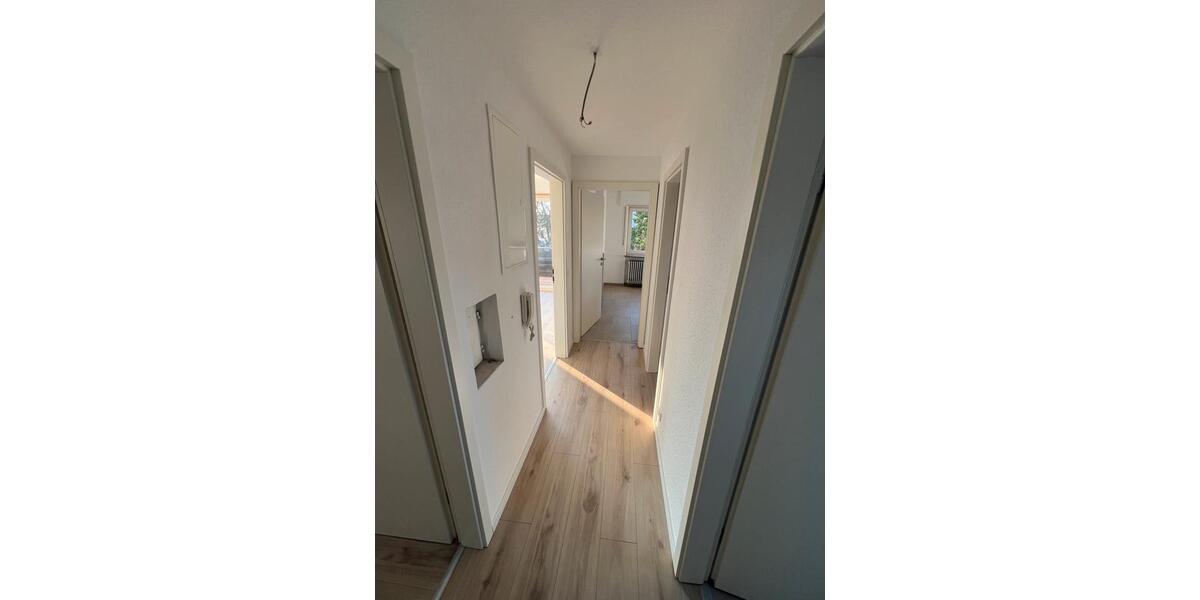 Dachgeschoßwohnung Leonberg - 2 Zimmer, 58 m&sup2;, 880&euro; | Angebot:25945542