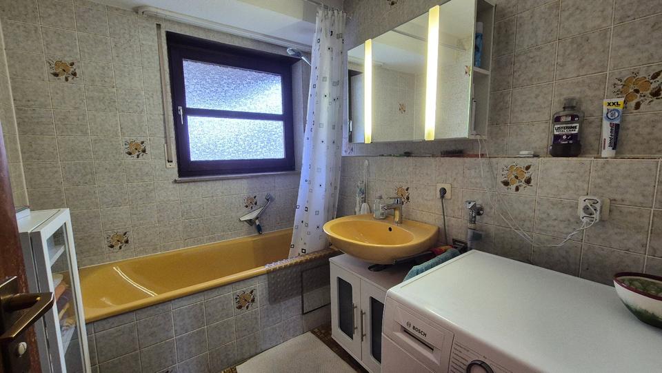 Etagenwohnung Waiblingen - 3.5 Zimmer, 84 m&sup2;, 1.050&euro; | Angebot:25919135