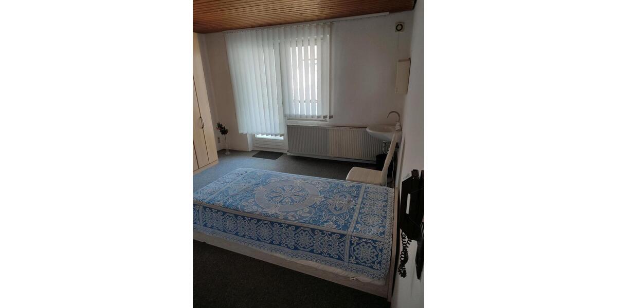 Etagenwohnung Stuttgart Stuttgart-Ost - 1 Zimmer, 18 m&sup2;, 350&euro; | Angebot:25151255