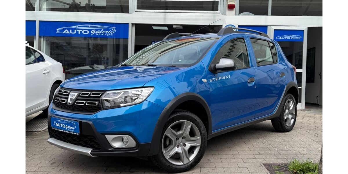 Dacia Sandero 20.000 km 8.900 &euro; Nürtingen bei Stuttgart 72622