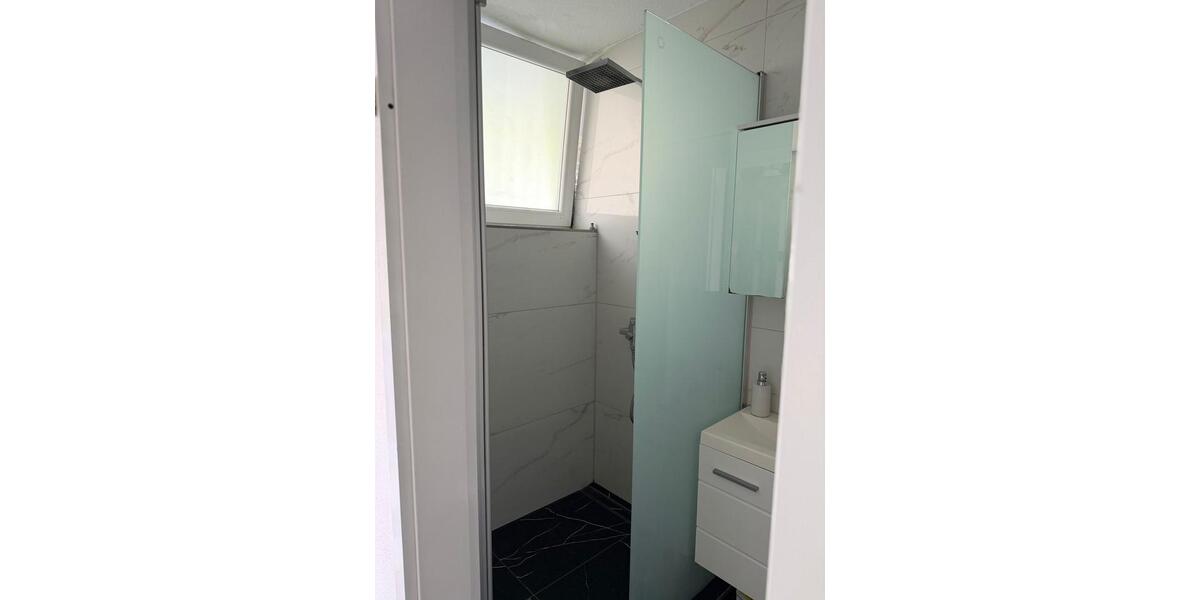 Erdgeschoßwohnung Stuttgart Luginsland - 3 Zimmer, 60 m&sup2;, 297.000&euro; | Angebot:27292976