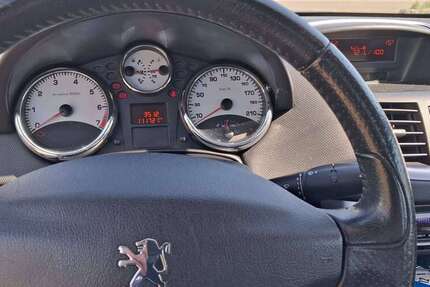 Peugeot 207 112.000 km 2.990 &euro; Kirchberg an der Murr 71737