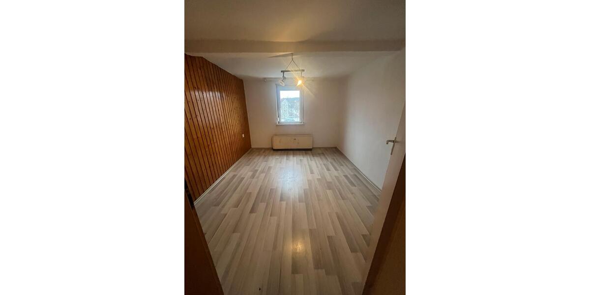 Etagenwohnung Vaihingen an der Enz - 4 Zimmer, 77 m&sup2;, 850&euro; | Angebot:25551111