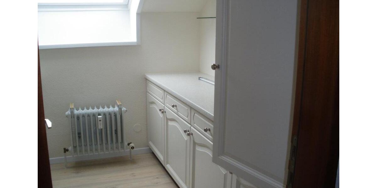 Dachgeschoßwohnung Leonberg - 2 Zimmer, 59 m&sup2;, 790&euro; | Angebot:25931294