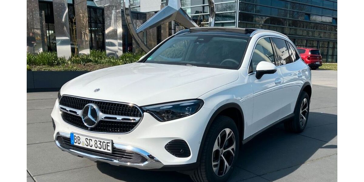 Mercedes-Benz GLC 300 25.000 km 62.450 &euro; Böblingen 71034