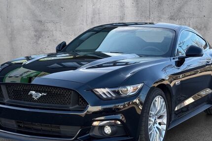 Ford Mustang 24.300 km 38.890 &euro; Nürtingen bei Stuttgart 72622