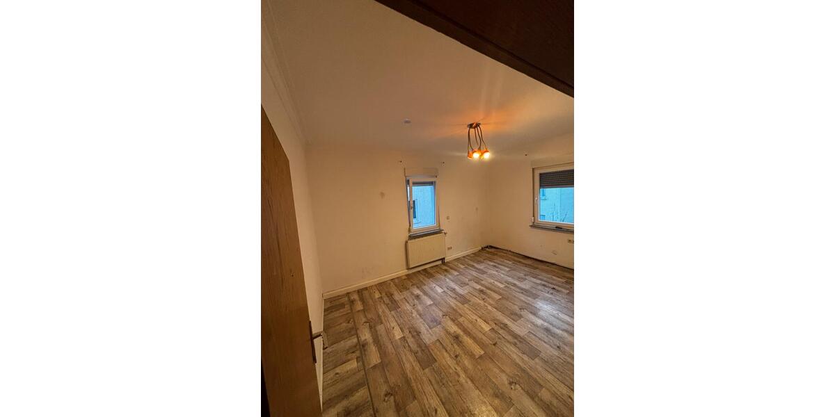 Etagenwohnung Göppingen - 3 Zimmer, 70 m&sup2;, 700&euro; | Angebot:25440890