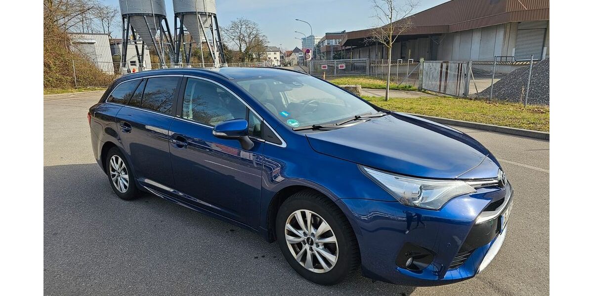 Toyota Avensis 78.000 km 16.300 &euro; Ludwigsburg 71636