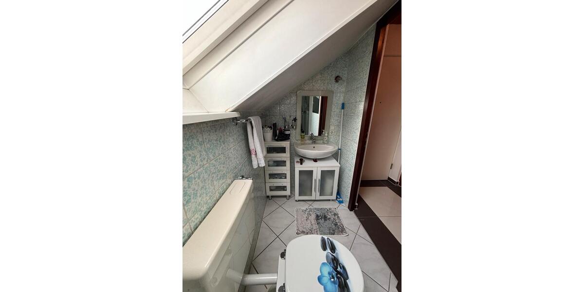 Dachgeschoßwohnung Sulzbach an der Murr - 2.5 Zimmer, 61 m&sup2;, 189.000&euro; | Angebot:25757706