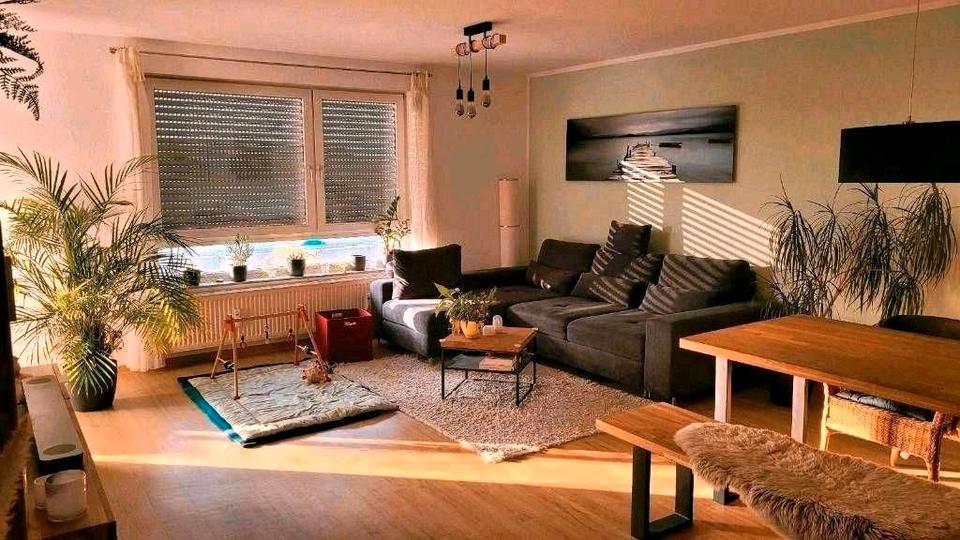 Etagenwohnung Stuttgart Bad Cannstatt - 3 Zimmer, 79 m&sup2;, 1.100&euro; | Angebot:25973951