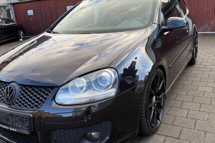 VW Golf 185.000 km 5.999 &euro; Stuttgart 70173