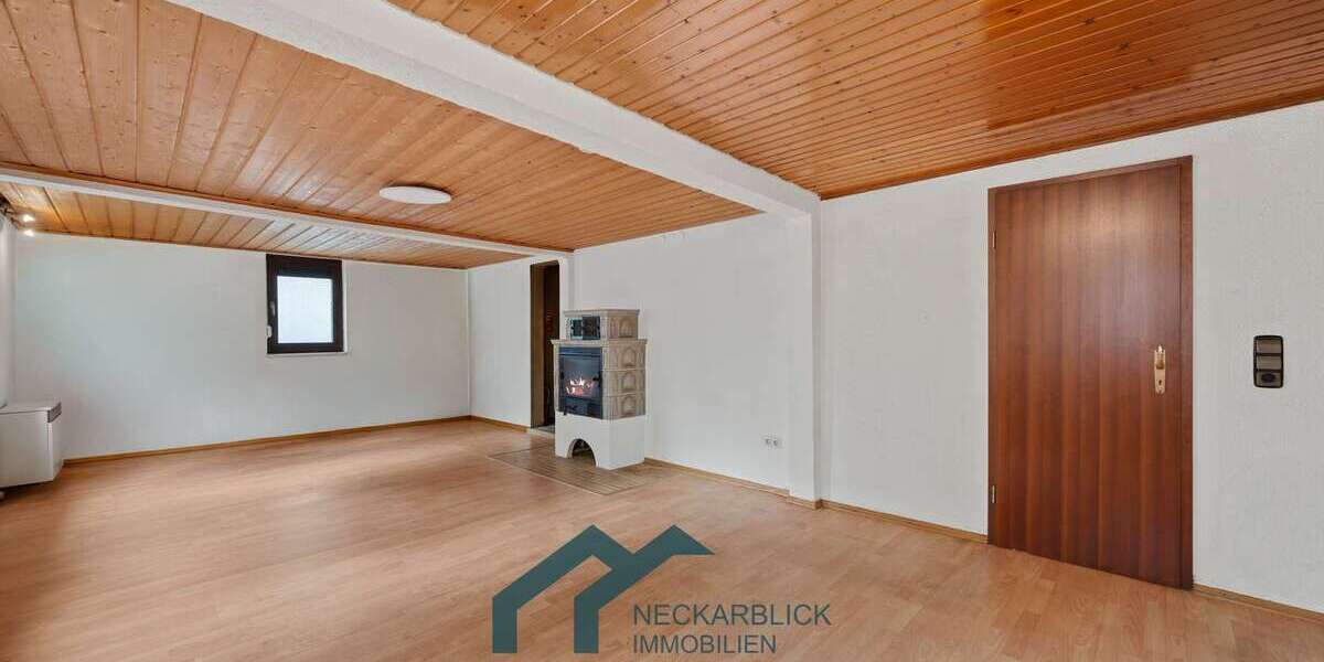 Etagenwohnung Stuttgart Luginsland - 5 Zimmer, 110 m&sup2;, 229.000&euro; | Angebot:25958273