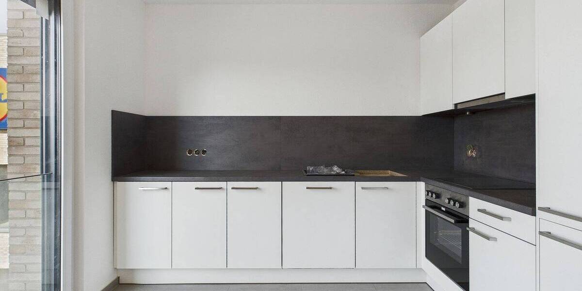 Etagenwohnung Sindelfingen Ost - 2 Zimmer, 69 m&sup2;, 1.400&euro; | Angebot:25675343