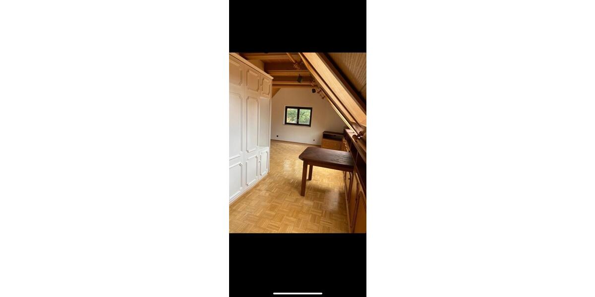 Dachgeschoßwohnung Gerlingen - 2 Zimmer, 50 m&sup2;, 800&euro; | Angebot:25426036