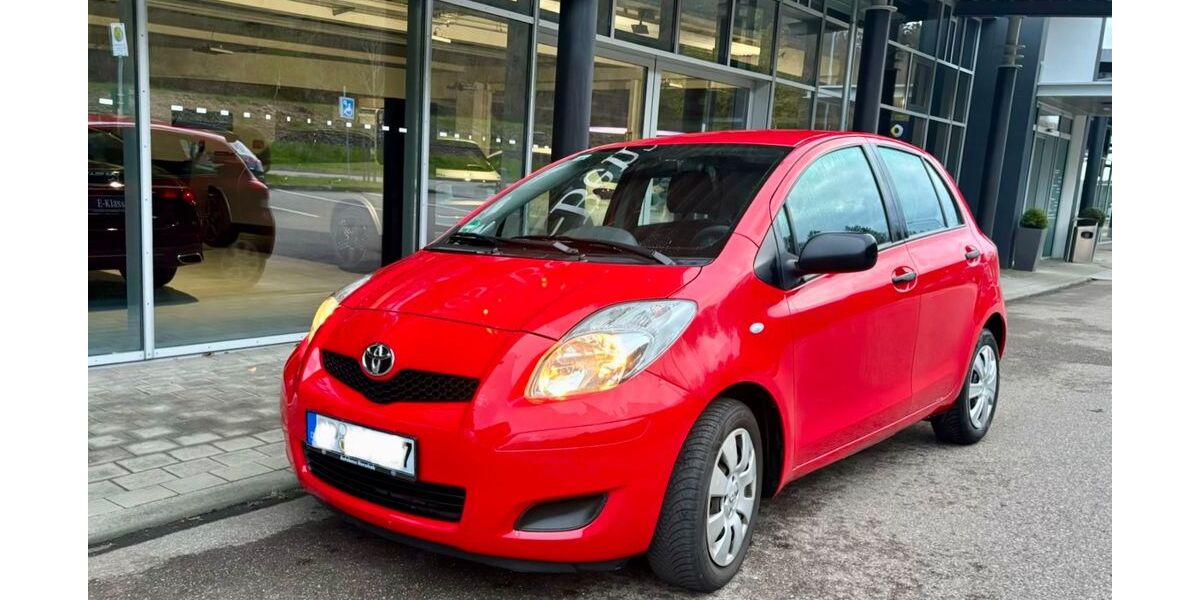 Toyota Yaris 187.000 km 2.500 &euro; Maitis 73037