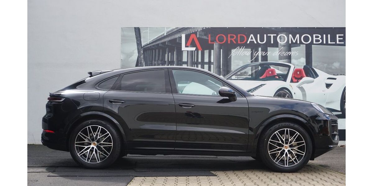 Porsche Cayenne 8.500 km 111.890 &euro; Stuttgart 70499
