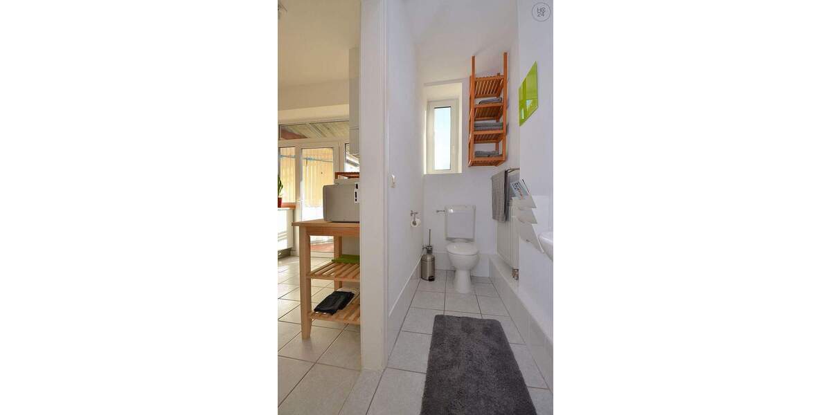 Etagenwohnung Stuttgart Süd - 1 Zimmer, 45 m&sup2;, 1.350&euro; | Angebot:25801471