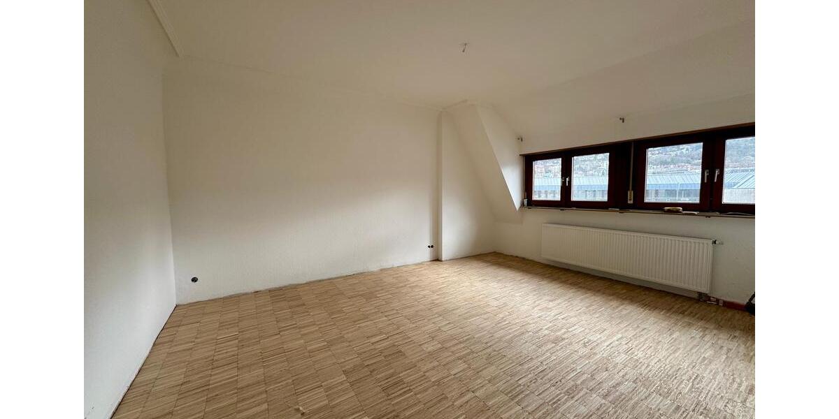Dachgeschoßwohnung Stuttgart - 2 Zimmer, 65 m&sup2;, 1.450&euro; | Angebot:25444740