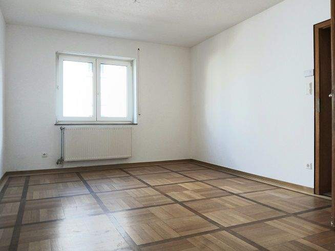 Mehrfamilienhaus, Wohnhaus Waiblingen Hohenacker Hohenacker - 9 Zimmer, 153 m&sup2;, 680.000&euro; | Angebot:25744278