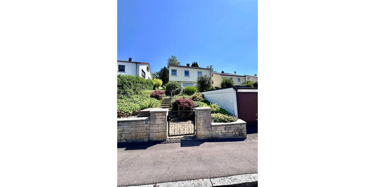 Einfamilienhaus Göppingen Faurndau - 6.5 Zimmer, 162 m&sup2;, 1.800&euro; | Angebot:25334557