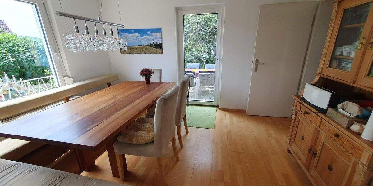 Einfamilienhaus Esslingen Oberesslingen - 7 Zimmer, 170 m&sup2;, 850.000&euro; | Angebot:25657409