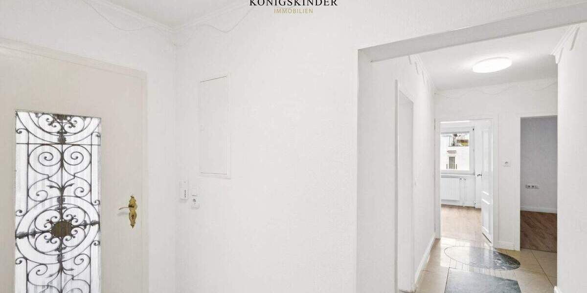 Etagenwohnung Leonberg - 4 Zimmer, 80 m&sup2;, 330.000&euro; | Angebot:25669346