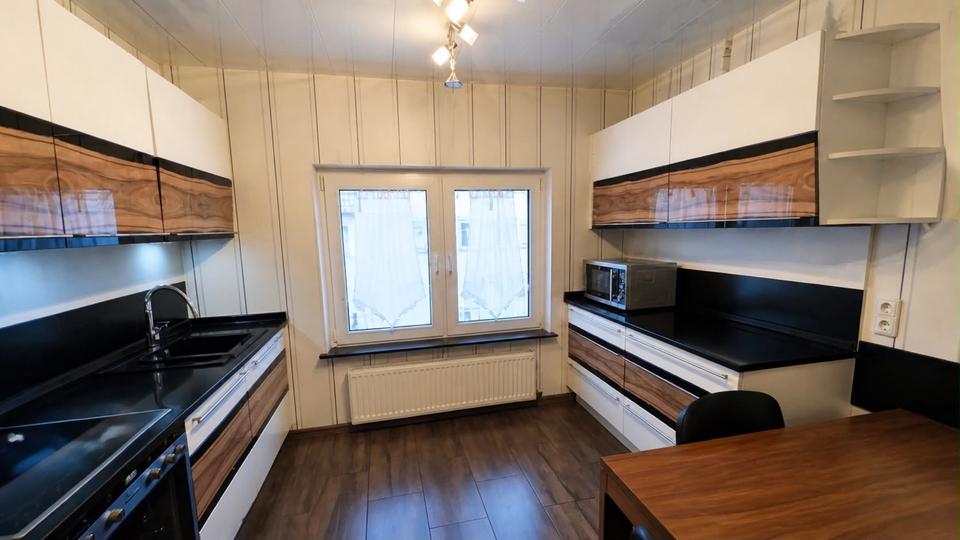 Mehrfamilienhaus, Wohnhaus Bietigheim-Bissingen Bissingen - 11 Zimmer, 300 m&sup2;, 450.000&euro; | Angebot:27079489