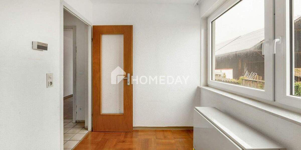 Mehrfamilienhaus, Wohnhaus Eberdingen Hochdorf - 7 Zimmer, 138 m&sup2;, 435.000&euro; | Angebot:25737584