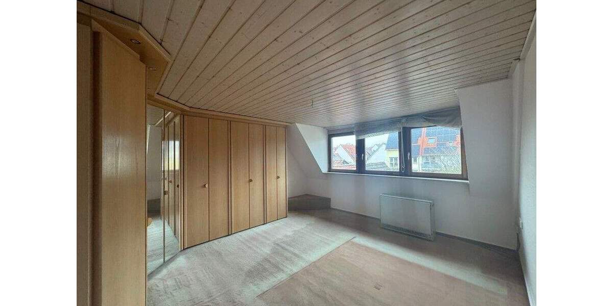 Reihenmittelhaus Ludwigsburg / Pflugfelden Pflugfelden - 6 Zimmer, 162 m&sup2;, 389.000&euro; | Angebot:25695931