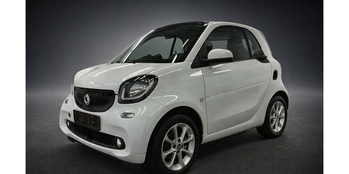 Smart ForTwo 30.000 km 11.600 &euro; Uhingen 73066