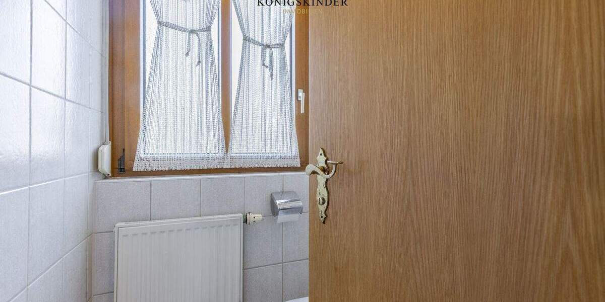 Einfamilienhaus Nürtingen - 6 Zimmer, 119 m&sup2;, 790.000&euro; | Angebot:25677656