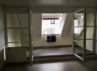 RUHIGE MAISONETTE MIT LOGGIA UND KAMINOFEN - Maisonettenwohnung Korntal-Münchingen Münchingen | Angebot:27321541
