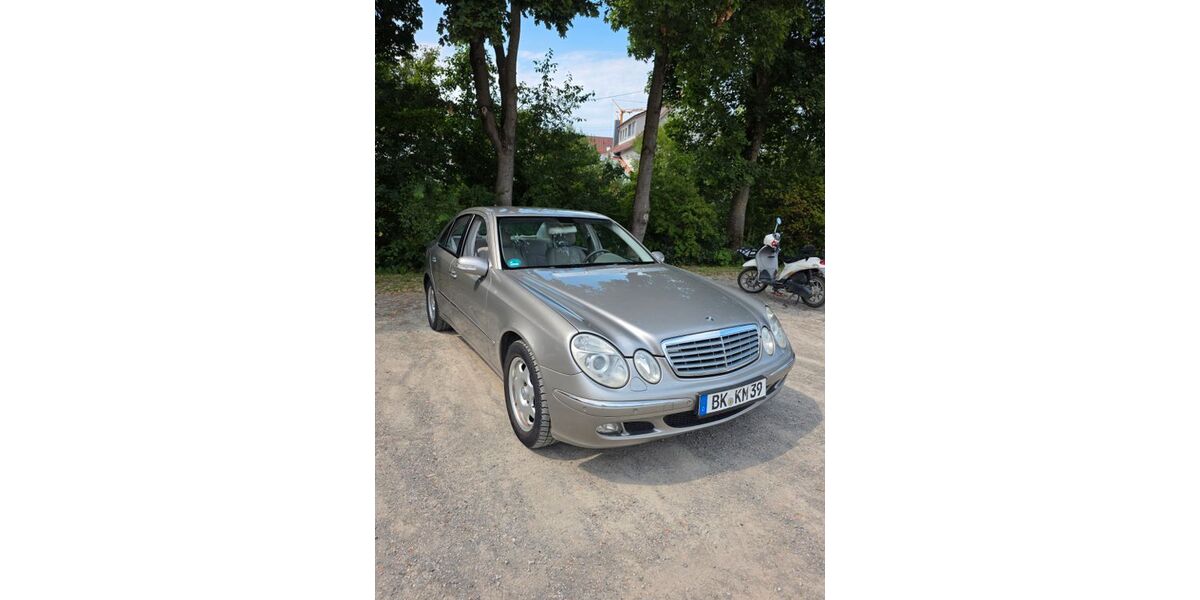 Mercedes-Benz E 200 286.020 km 2.799 &euro; Backnang 71522