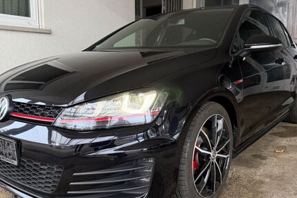 VW Golf 95.800 km 16.900 &euro; göppingen 73033