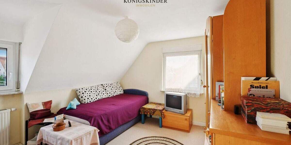 Einfamilienhaus Stuttgart Weilimdorf - 9 Zimmer, 191 m&sup2;, 699.000&euro; | Angebot:25770780