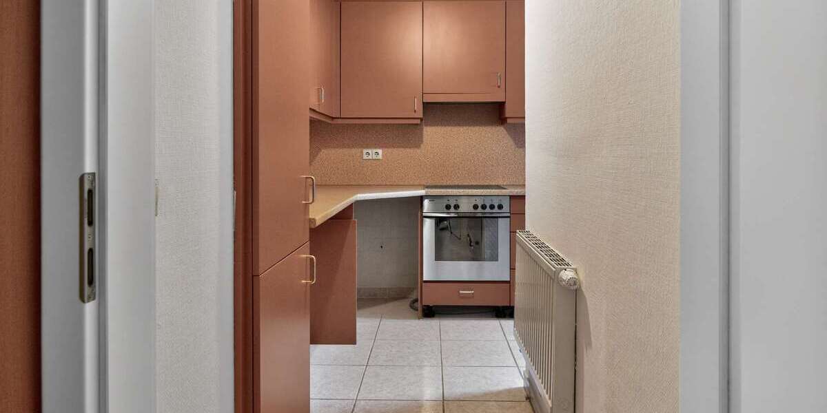 Gepflegtes 3-Familienhaus in begehrter Wohnlage mit vielseitigen Nutzungsmöglichkeiten - Mehrfamilienhaus, Wohnhaus Stuttgart Zuffenhausen | Angebot:27083597