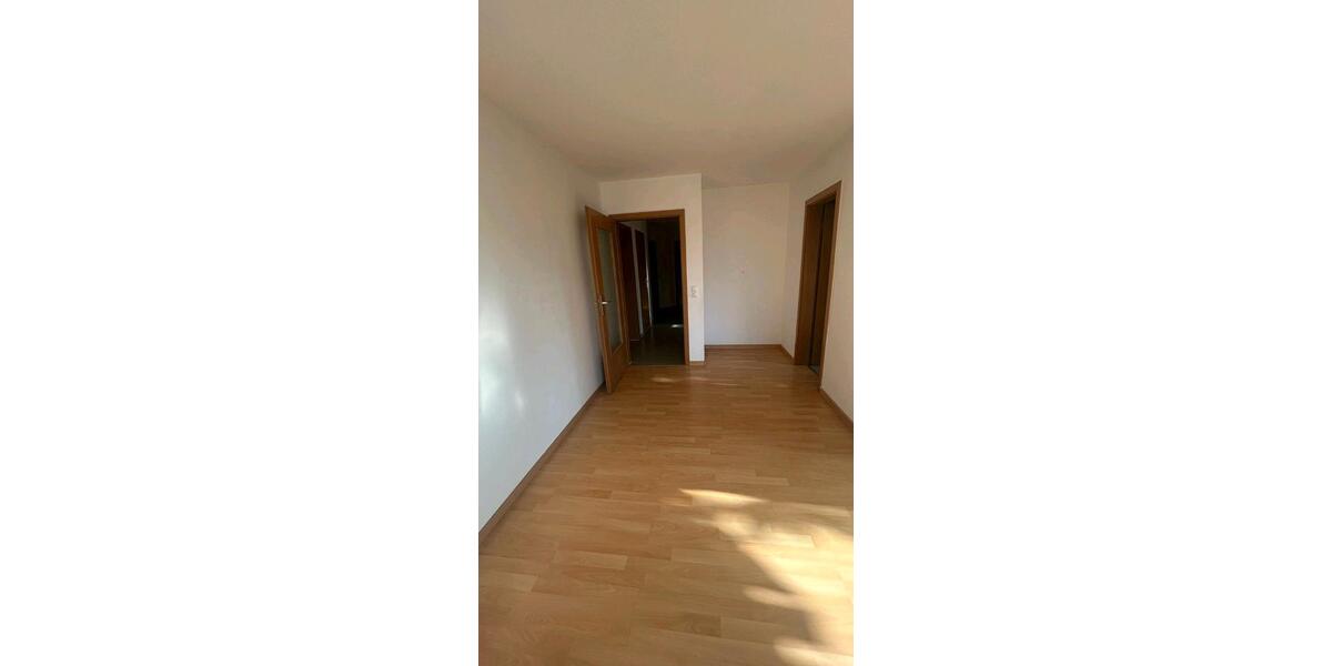 Etagenwohnung Weilheim an der Teck - 3 Zimmer, 75 m&sup2;, 1.300&euro; | Angebot:25958375