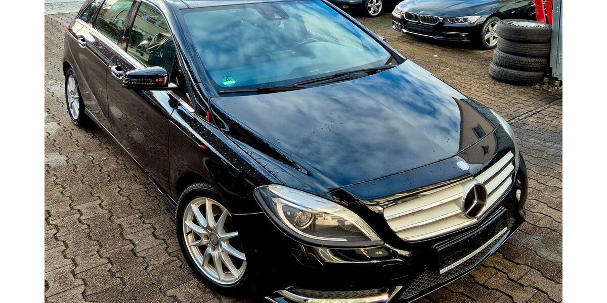 Mercedes-Benz B 250 98.230 km 14.950 &euro; Stuttgart 70435