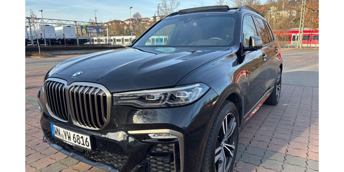 BMW X7 M50 15.000 km 79.900 &euro; Marbach am Neckar 71672