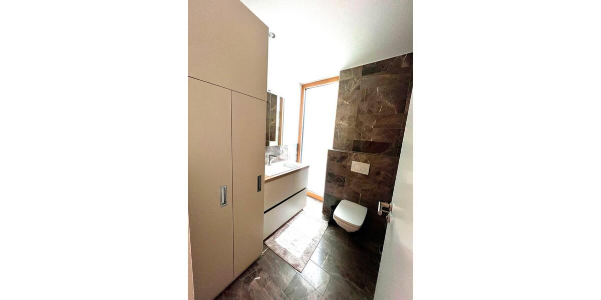 Doppelhaushälfte Ludwigsburg - 5 Zimmer, 205 m&sup2;, 1.490.000&euro; | Angebot:27259192