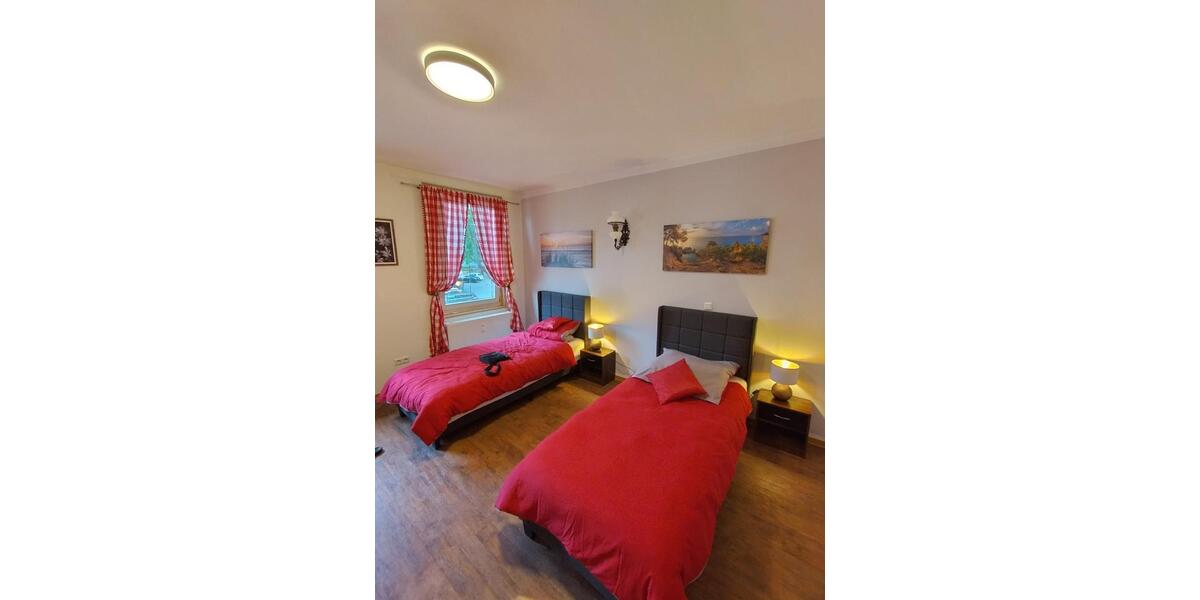 Etagenwohnung Kornwestheim - 5 Zimmer, 110 m&sup2;, 500&euro; | Angebot:25856633