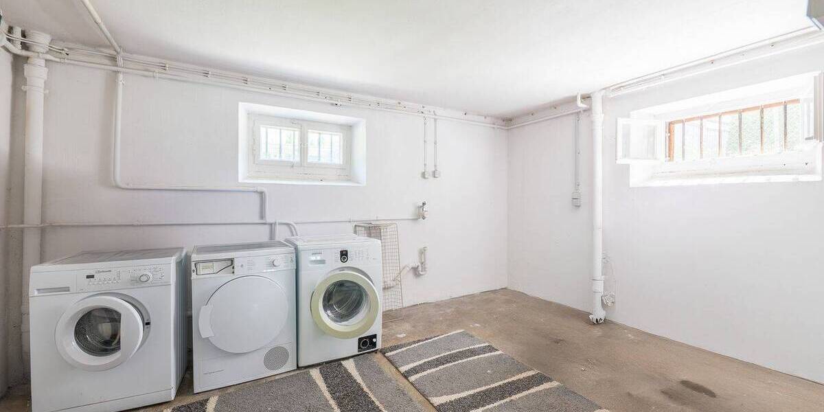 Mehrfamilienhaus, Wohnhaus Stuttgart Degerloch - 8 Zimmer, 170 m&sup2;, 775.000&euro; | Angebot:25685446