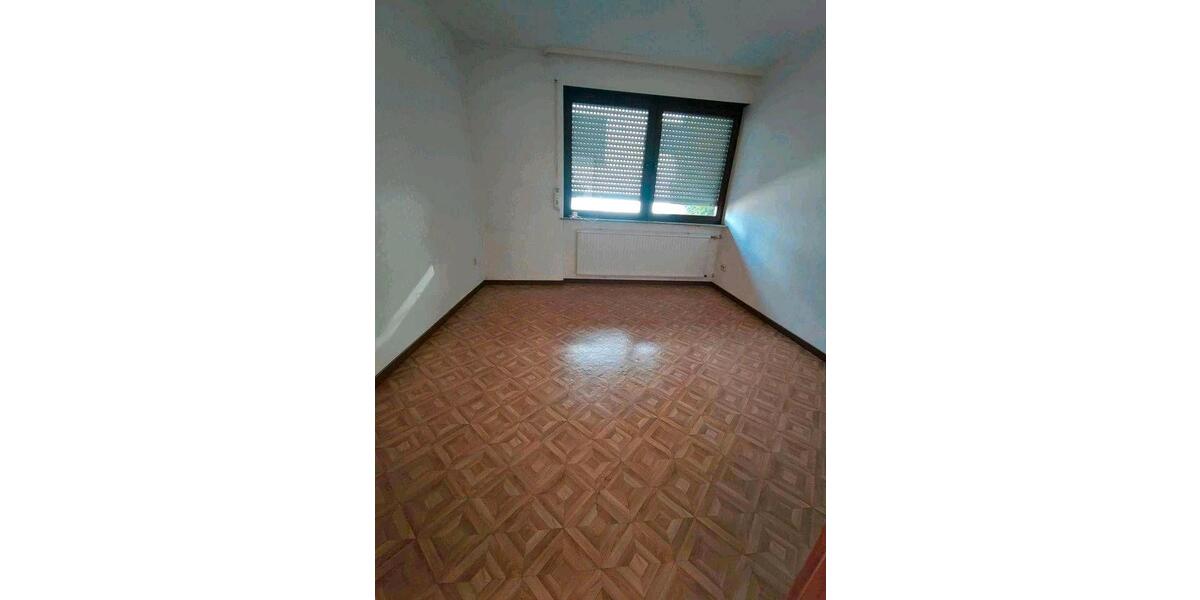 Doppelhaushälfte Leonberg - 6 Zimmer, 146 m&sup2;, 500.000&euro; | Angebot:26682943