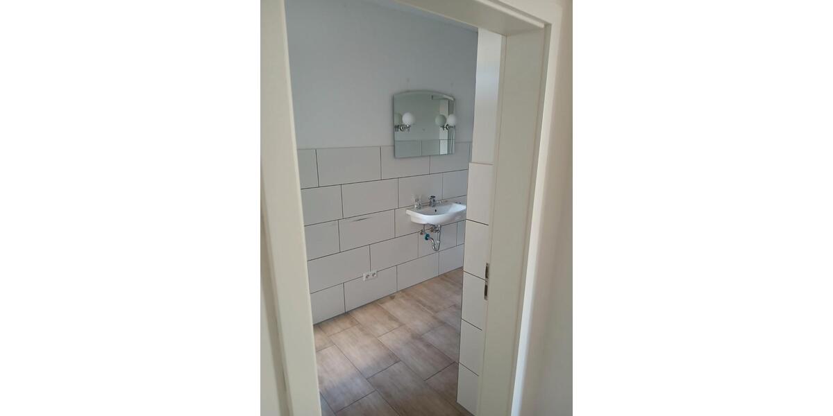 Erdgeschoßwohnung Göppingen - 4.5 Zimmer, 87 m&sup2;, 179.000&euro; | Angebot:26018652