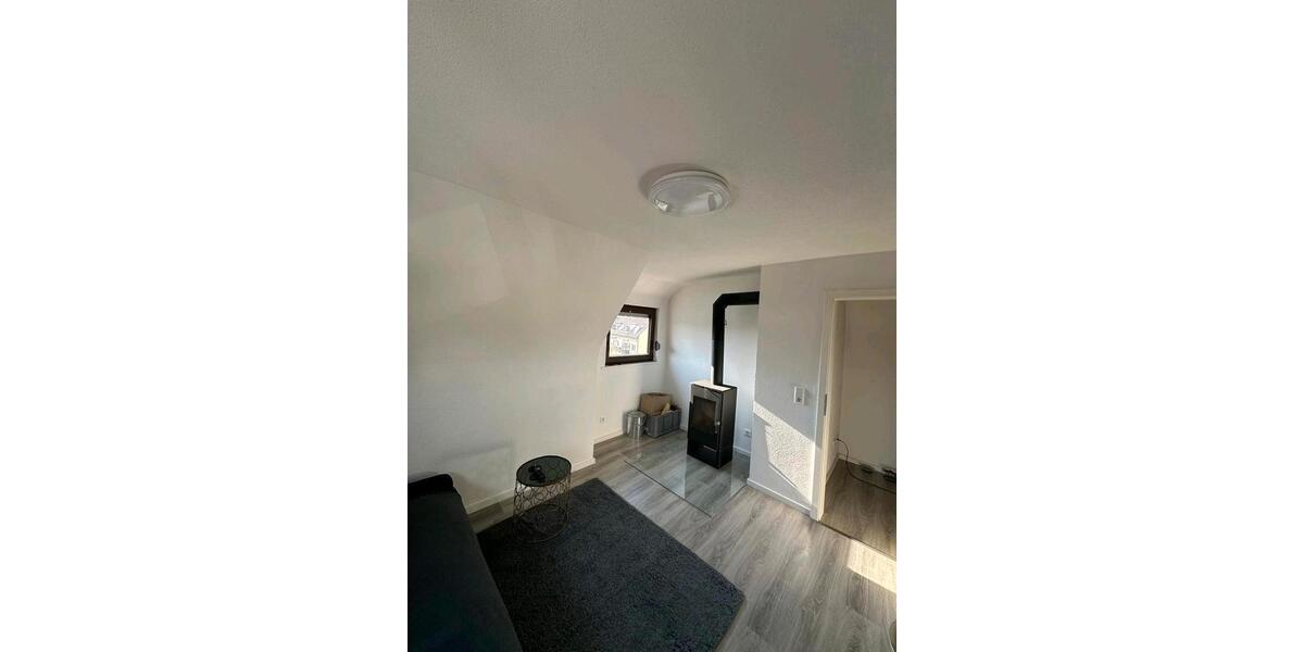Dachgeschoßwohnung Schwieberdingen - 3 Zimmer, 67 m&sup2;, 238.000&euro; | Angebot:26464066