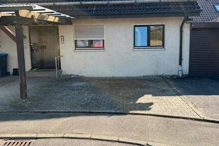 Wohnung Alfdorf - 5 Zimmer, 98 m&sup2;, 1.350&euro; | Angebot:25367786