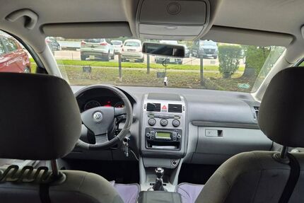 VW Touran 131.000 km 3.800 &euro; stuttgart 70437
